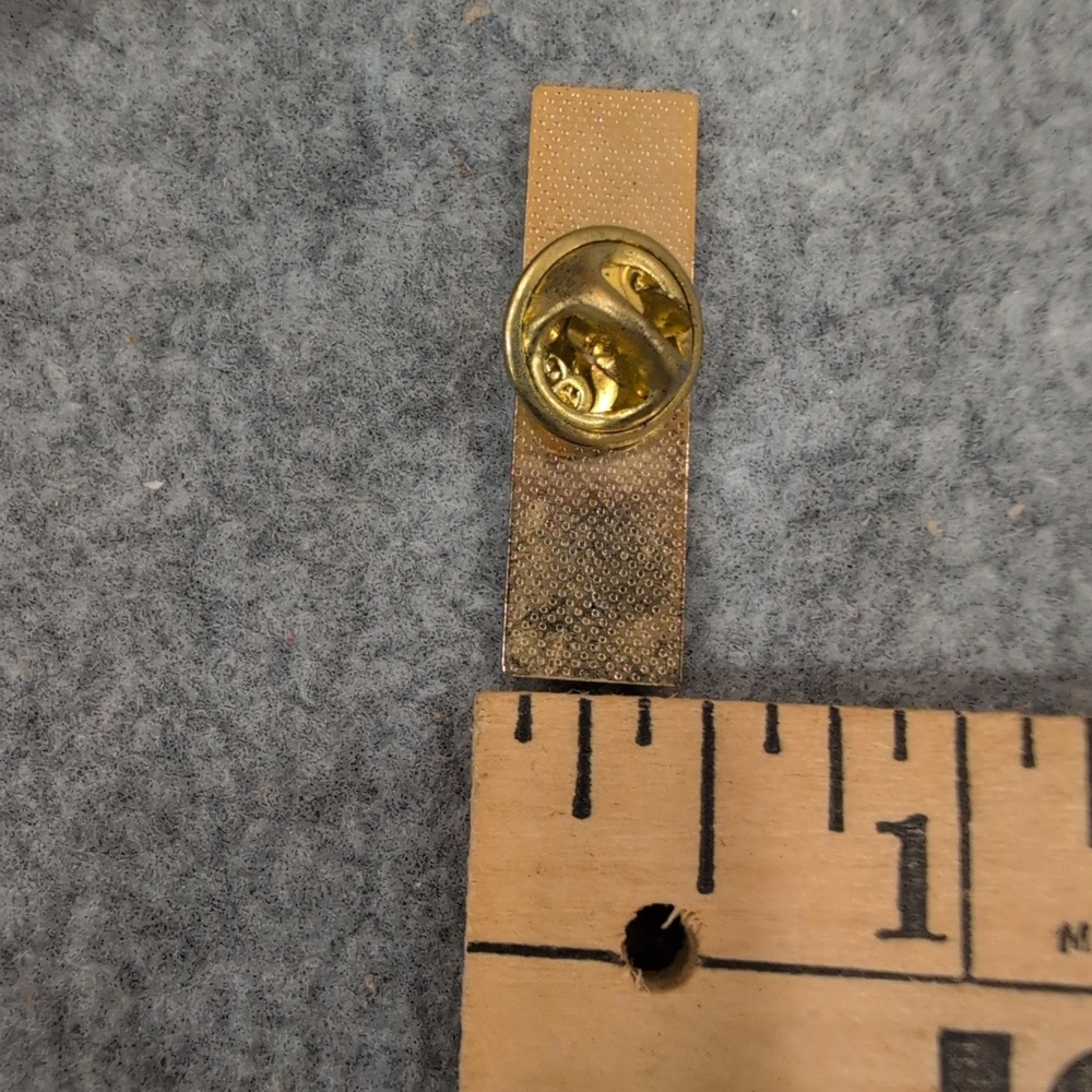 Von Braun Celebration of the Arts & Sciences Enamel Lapel Pin Black Gold Tone - Picture 3 of 3